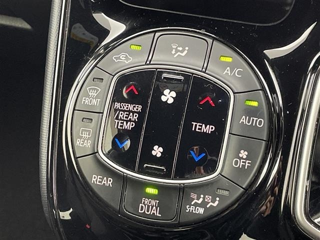 Toyota NOAH 2020 8261775-12