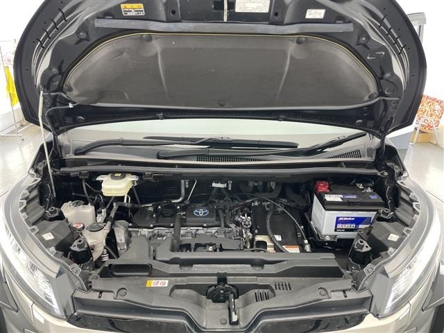 Toyota NOAH 2022 8261780-16