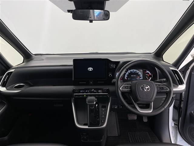 Toyota NOAH 2023 8261781-14