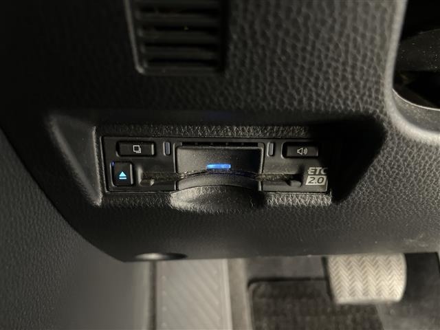 Toyota NOAH 2023 8261781-21