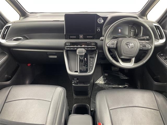 Toyota NOAH 2023 8261786-15