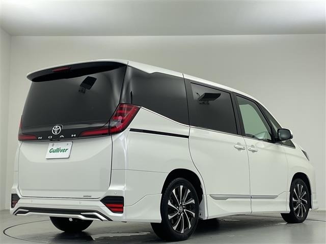 Toyota NOAH 2023 8261786-2