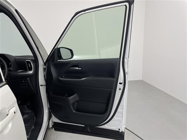 Toyota NOAH 2023 8261786-6