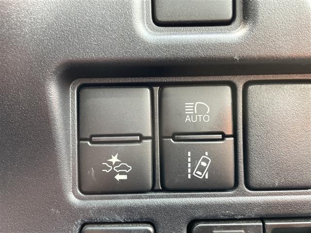 Toyota NOAH 2019 8261787-12