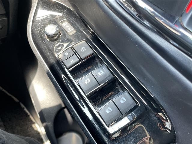 Toyota NOAH 2019 8261787-4