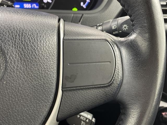 Toyota NOAH 2020 8261792-1