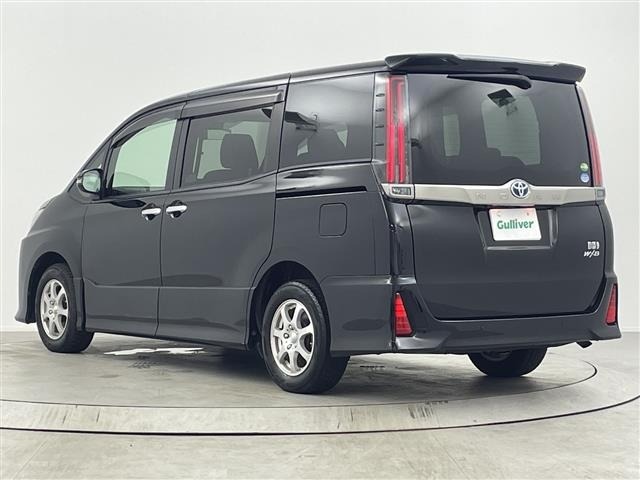 Toyota NOAH 2020 8261792-13