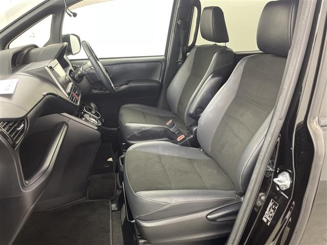 Toyota NOAH 2020 8261792-4