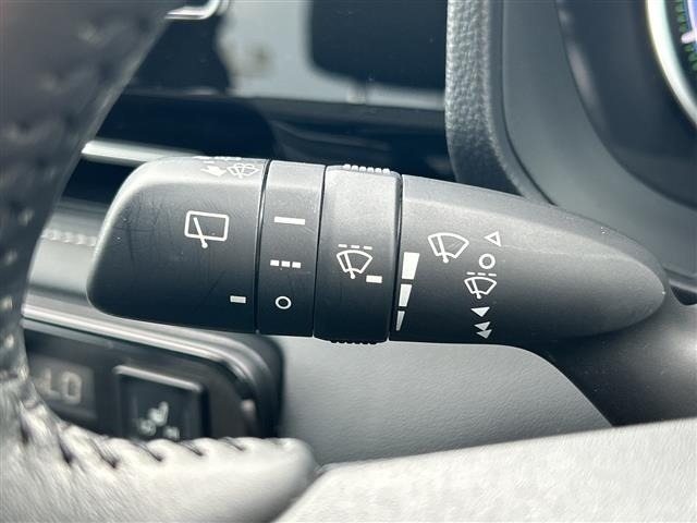 Toyota NOAH 2022 8261793-1