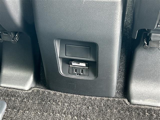 Toyota NOAH 2022 8261793-6