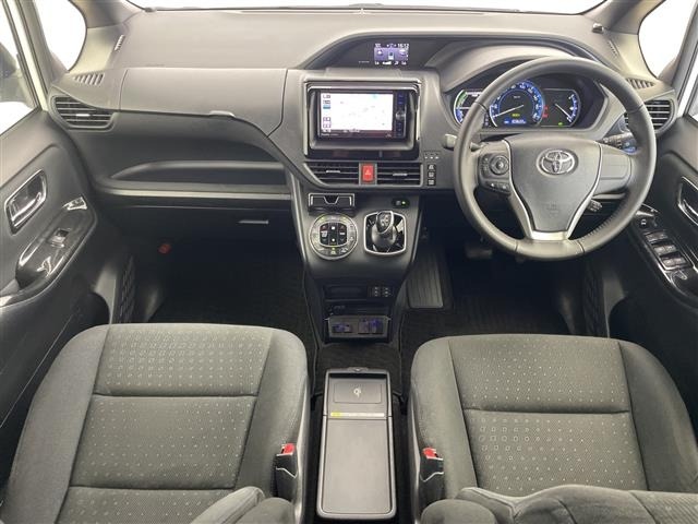 Toyota NOAH 2016 8261802-15