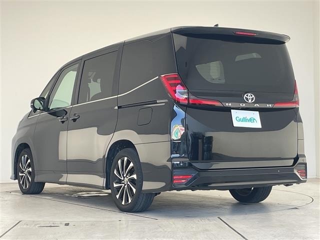 Toyota NOAH 2023 8261811-4
