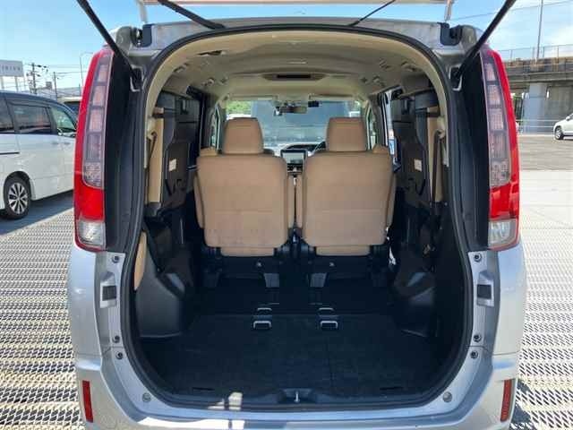 Toyota NOAH 2014 8261846-10