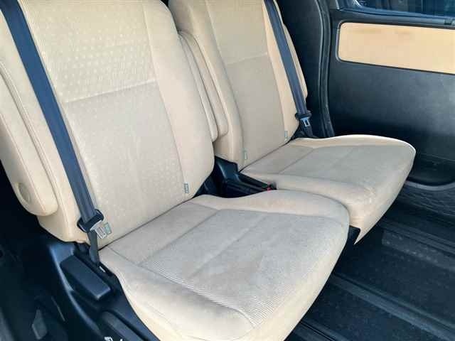 Toyota NOAH 2014 8261846-8