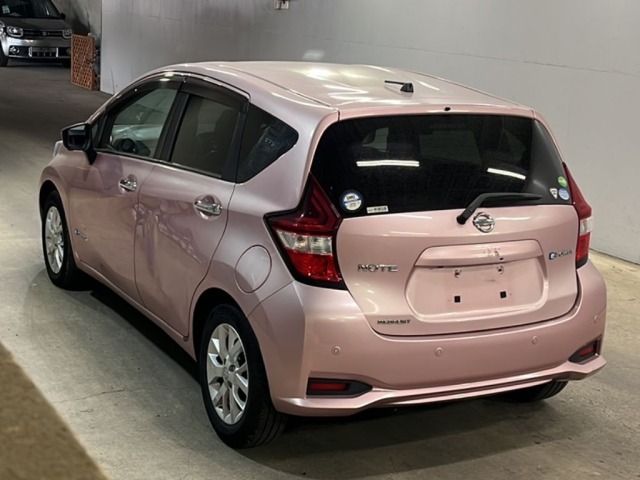 Nissan NOTE 2017 8267686-1