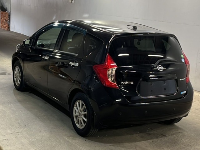 Nissan NOTE 2016 8267691-1