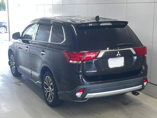 Mitsubishi OUTLANDER 2016 8263899-1