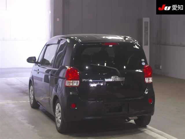 Toyota PORTE 2016 8266507-1