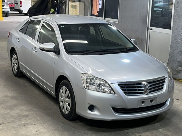 Toyota PREMIO 2016 8263513-4