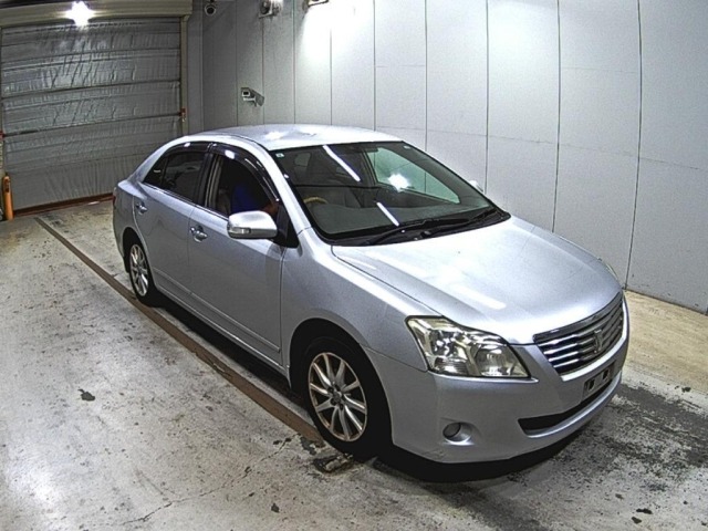 Toyota PREMIO 2009 8263540-0
