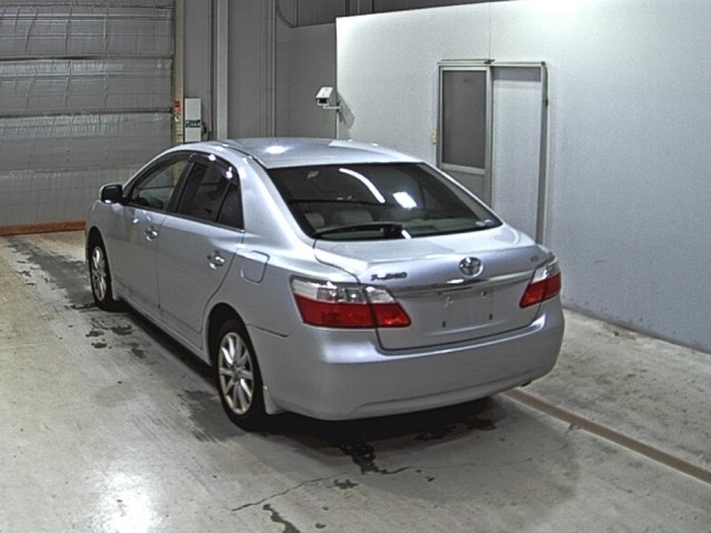 Toyota PREMIO 2009 8263540-1