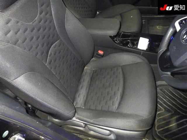 Toyota PRIUS PHV 2017 8258689-6