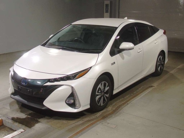 Toyota PRIUS PHV 2017 8258690-0