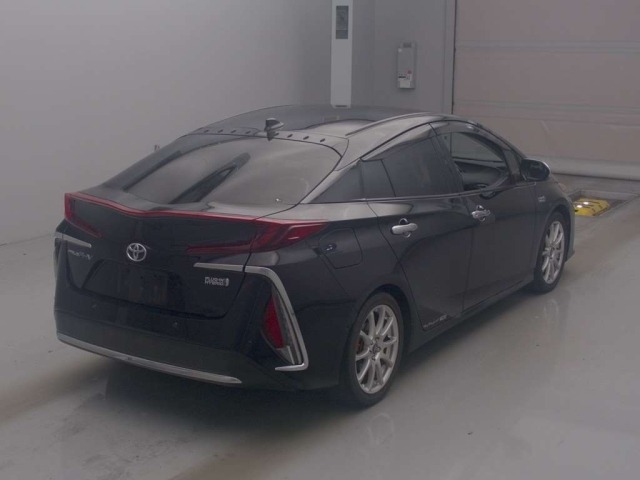 Toyota PRIUS PHV 2017 8258691-1