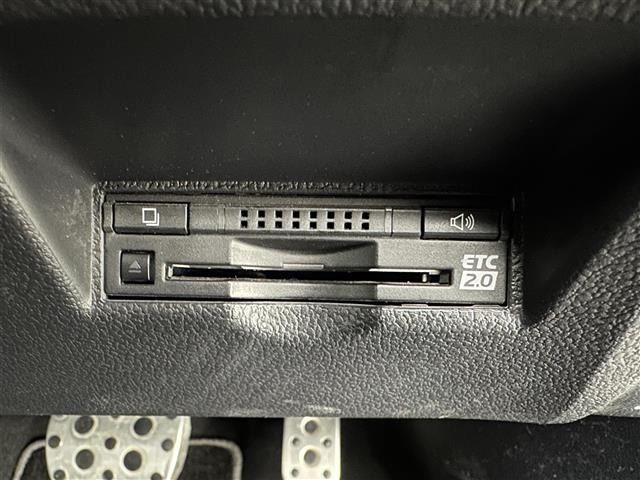 Toyota PRIUS PHV 2018 8258857-10