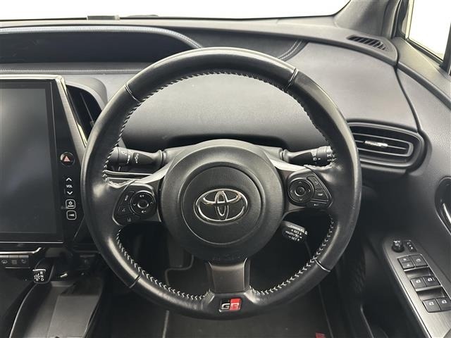 Toyota PRIUS PHV 2018 8258857-15