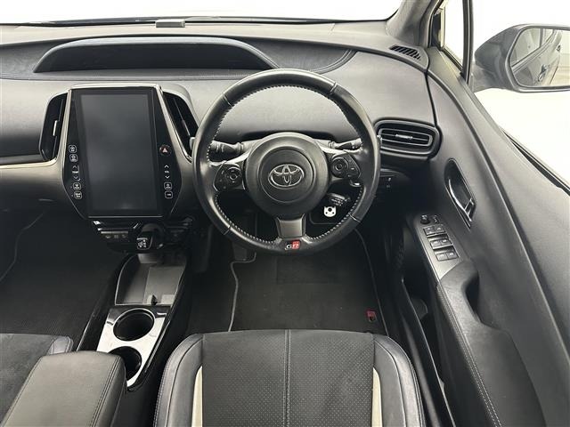 Toyota PRIUS PHV 2018 8258857-2