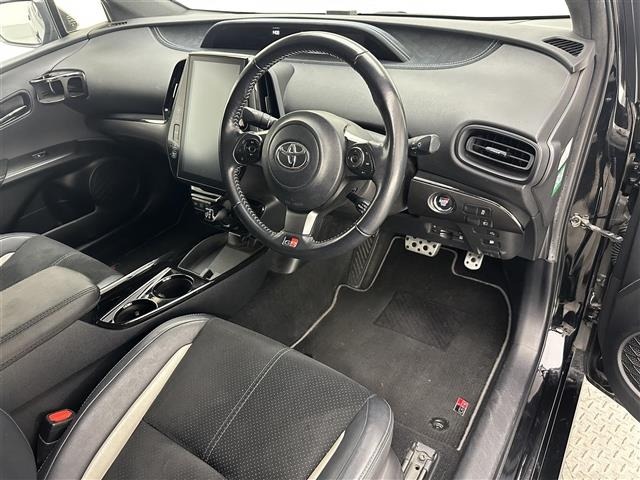 Toyota PRIUS PHV 2018 8258857-4