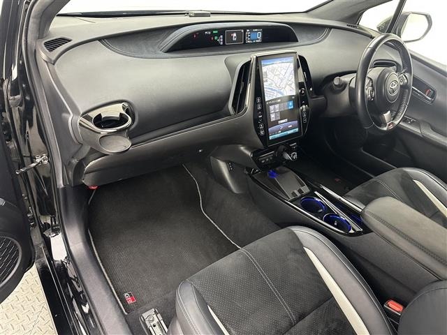 Toyota PRIUS PHV 2018 8258857-6