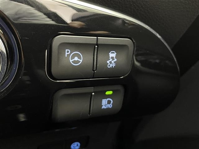 Toyota PRIUS PHV 2017 8258860-21