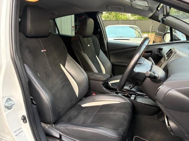 Toyota PRIUS PHV 2021 8258874-5