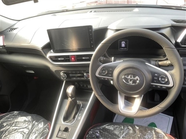 Toyota RAIZE 2026 8262405-3