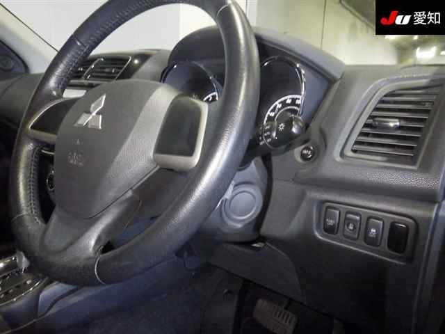 Mitsubishi RVR 2014 8263412-5
