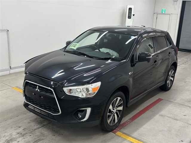 Mitsubishi RVR 2014 8263503-4