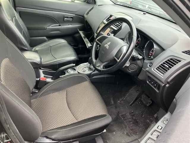 Mitsubishi RVR 2014 8263503-7