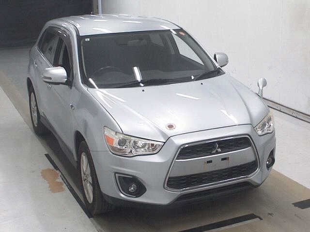 Mitsubishi RVR 2013 8263562-0