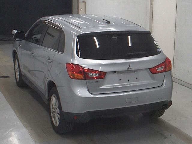 Mitsubishi RVR 2013 8263562-1