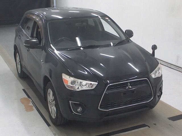 Mitsubishi RVR 2013 8263563-0