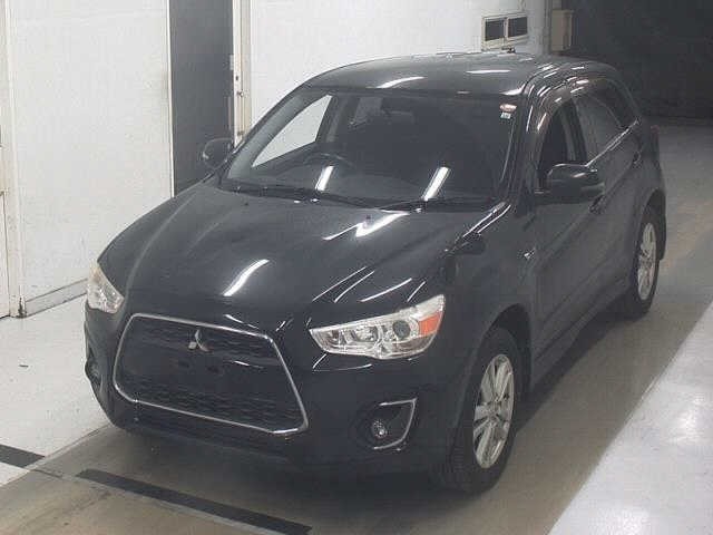 Mitsubishi RVR 2013 8263563-4