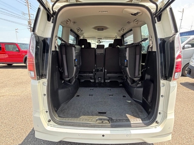 Nissan SERENA 2021 8260344-26