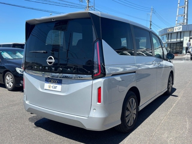Nissan SERENA 2023 8260345-2