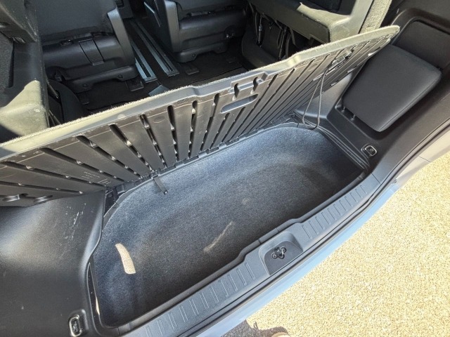 Nissan SERENA 2023 8260345-28