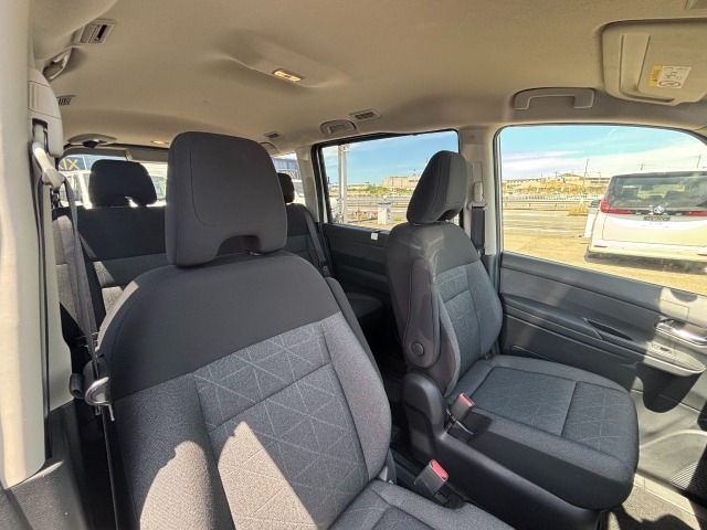 Nissan SERENA 2023 8260362-3