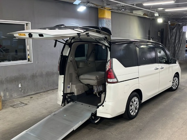 Nissan SERENA 2020 8260615-5