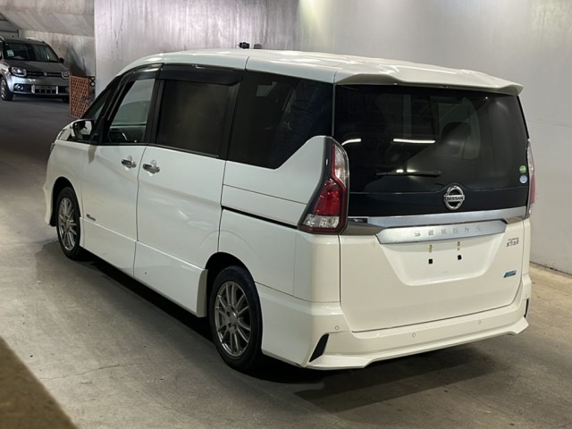 Nissan SERENA 2017 8260616-1