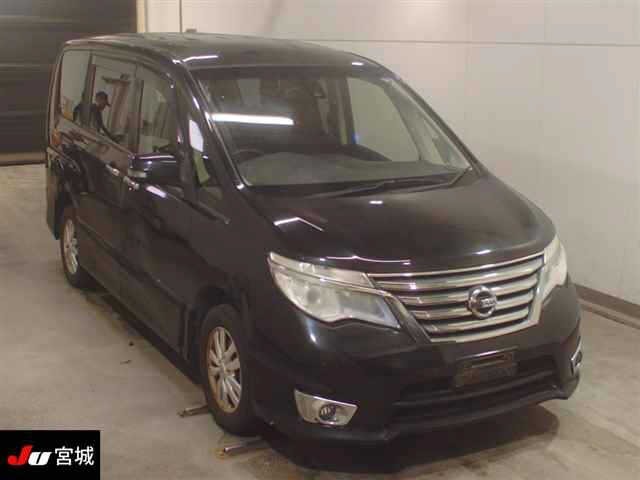 Nissan SERENA 2015 8260650-0
